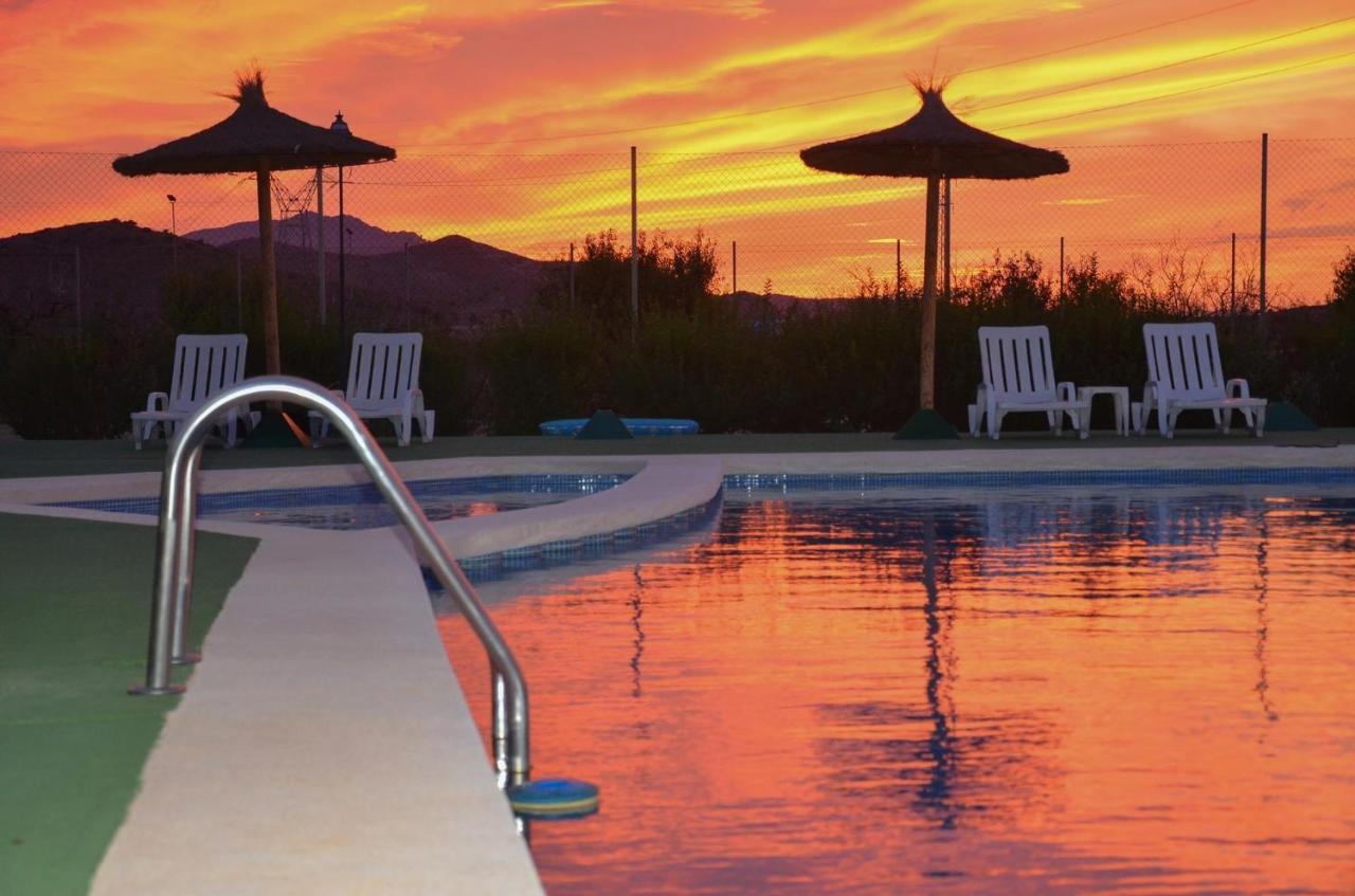Torre De La Campana Bed & Breakfast *